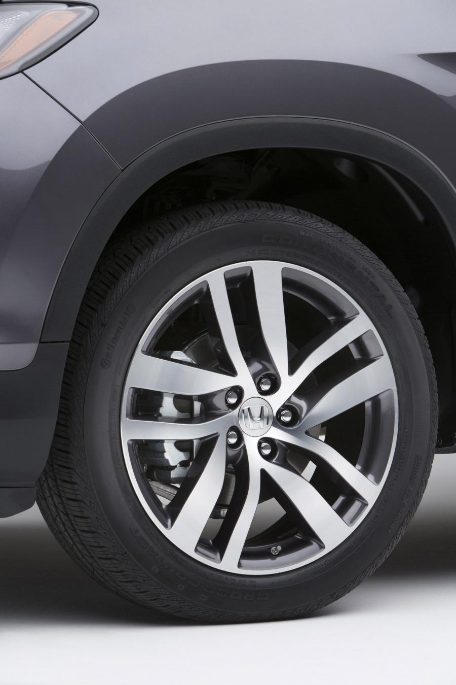 Колеса Honda Pilot 2015 года  (фото 64 из 107)